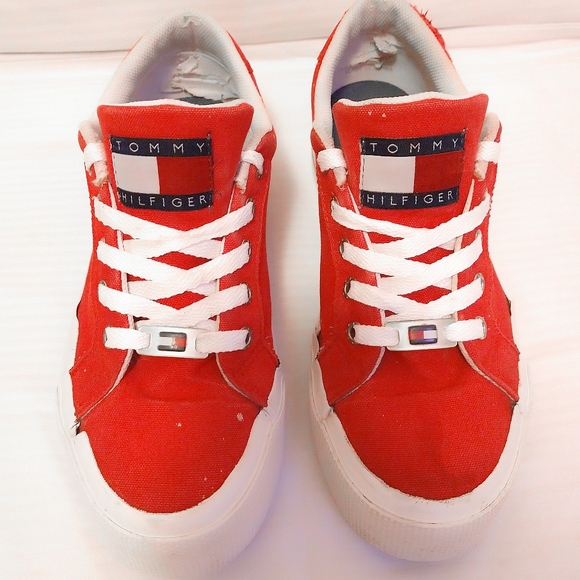 Restored Vintage Tommy Hilfiger Sneakers - Picture 3 of 3